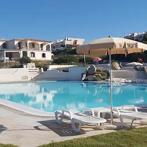  Appartamento Baia Santa Reparata Italia