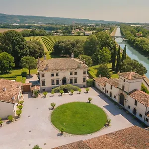  Alloggio per agriturismo Relais Sagramoso Sacchetti Italia