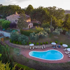  Alloggio per agriturismo Podere Fucile Italia